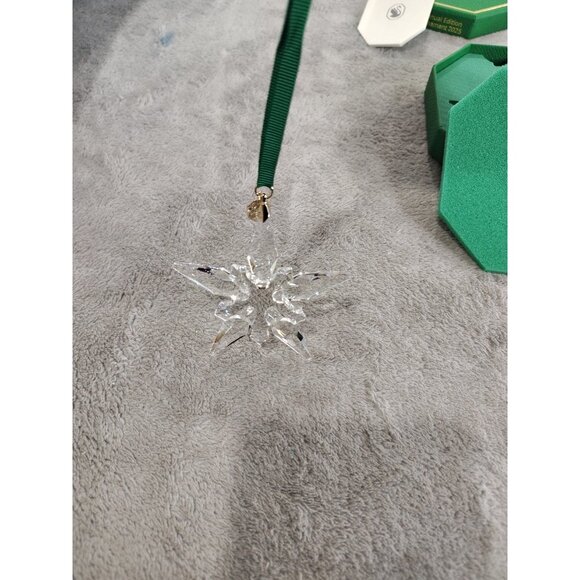 Swarovski Crystal 2025 ANNUAL EDITION LARGE CHRISTMAS ORNAMENT 5691172 New - Picture 4 of 8